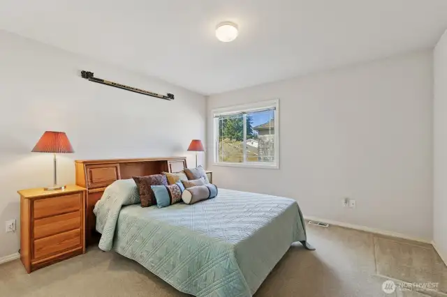 Secondary bedroom