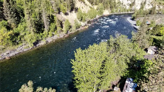 View upstream on the Wenatchee River