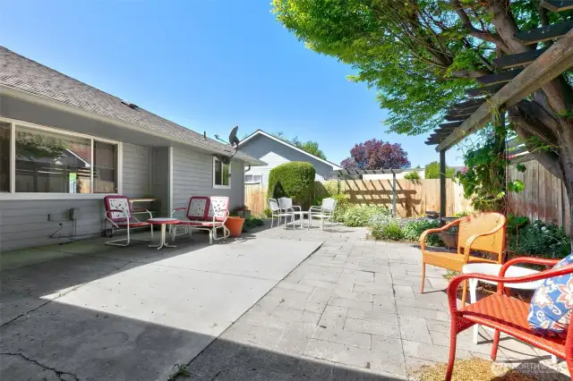 Spacious rear patio