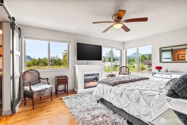 Upper Primary Bedroom w/ Mt. Rainier View
