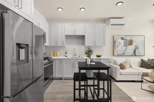 Photos are of a similar model home and are for illustrative purposes.