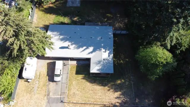 Brand new 30 year roof just installed.