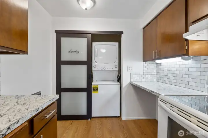 Convenient W/D & Pantry