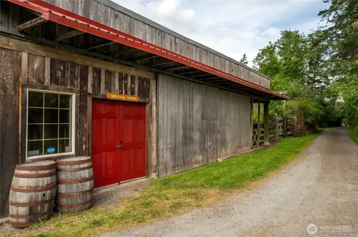 Wine barn with horse stall and storage, situated to dry winter pasture (behind the building)