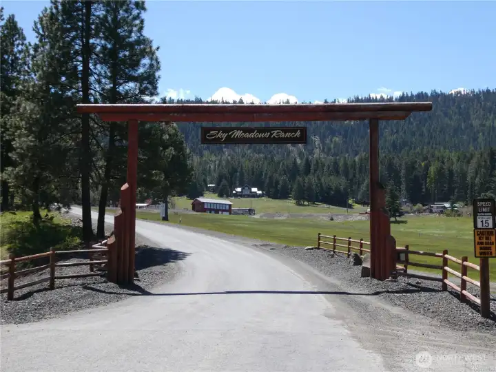 Entrance to Sky Valley
