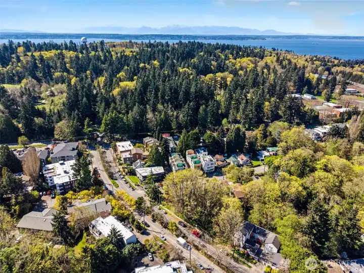 One block from Discovery Park