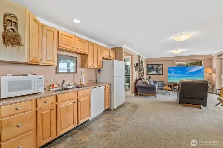 Partial kitchen built in on the family room. Partial kitchen built in on the family room.