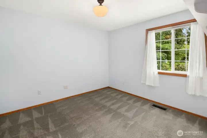 guest bedroom 1