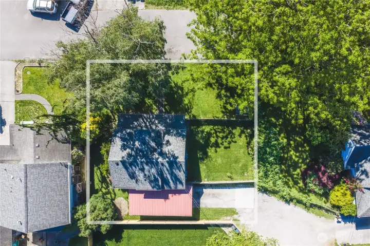 Approximate Property Lines Approximate Property Lines