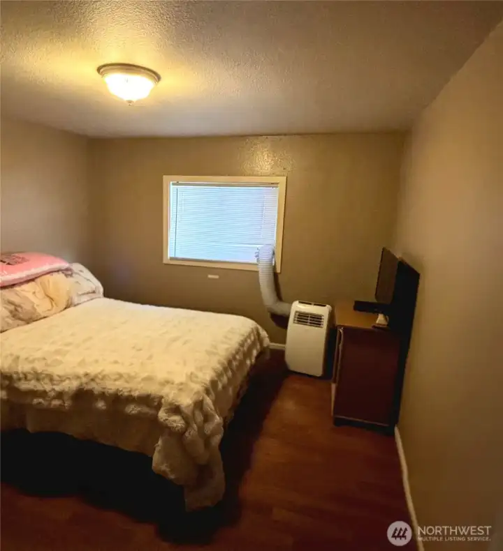 Guest bedroom Guest bedroom