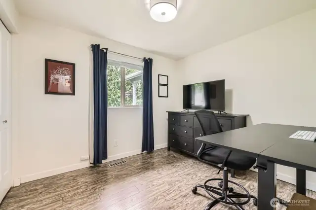 Additional bedroom.