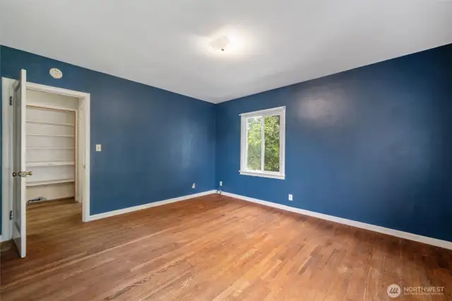 This is a large bedroom!