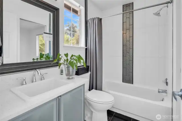 Bathroom #2, Full bath on upper level
