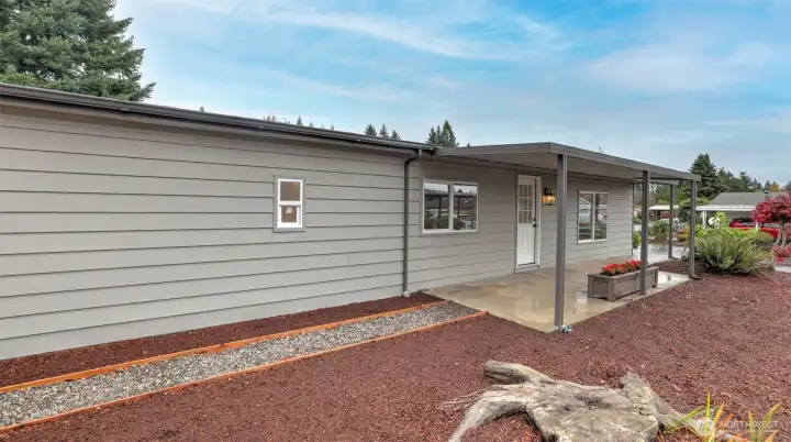 Crushed Rock walk way to the back and fresh Bark