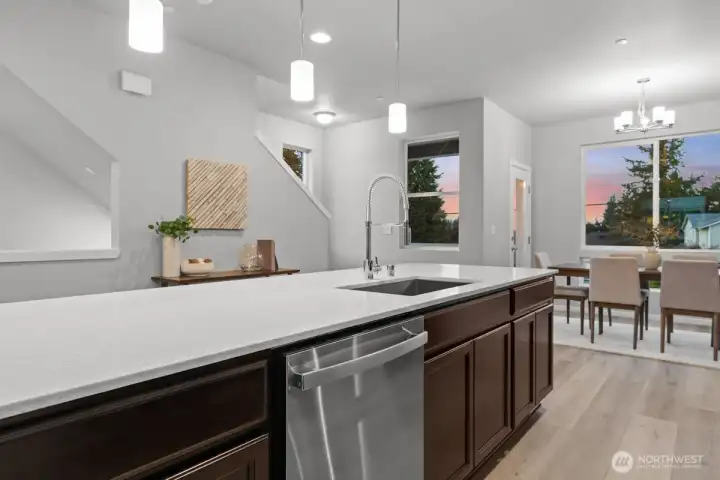 Photographs are for illustrative purposes only. Features, finishes, interior/exterior colors, landscaping and floorplan shown may vary from actual homes built.