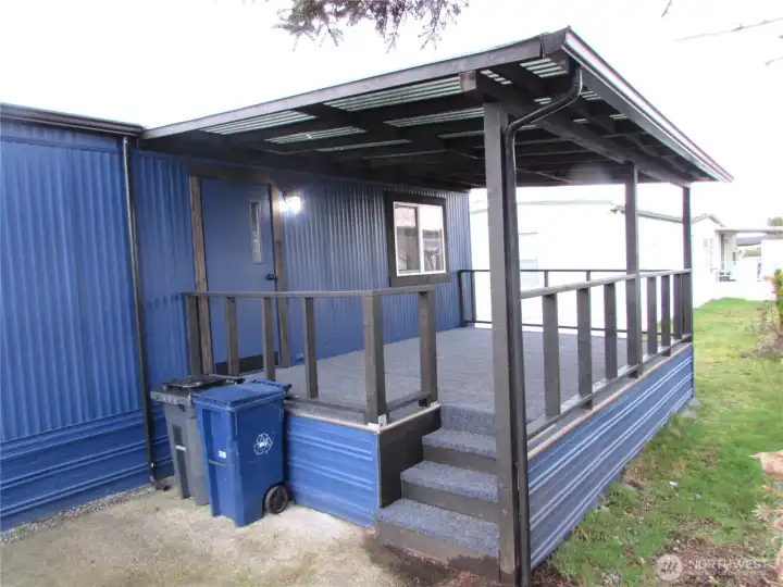 LARGE COVERED BACK DECK OFF BACK DOOR