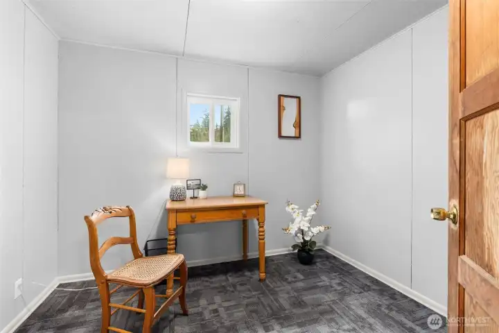 Office/ den features newly added electrical panel for heat and power!