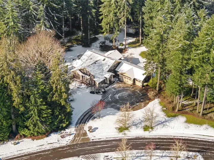 Surrounded by forest for maximum privacy