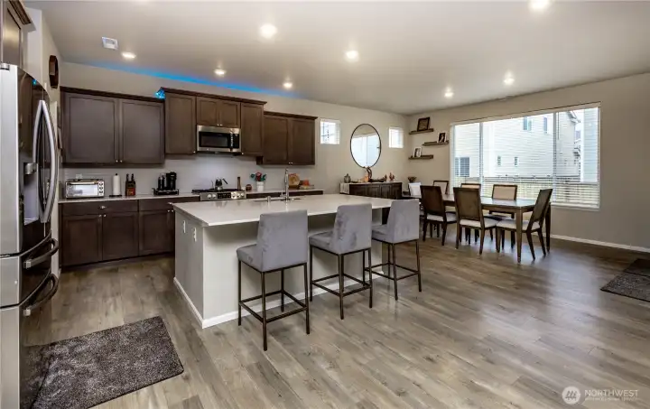 Large kitchen and dining space!