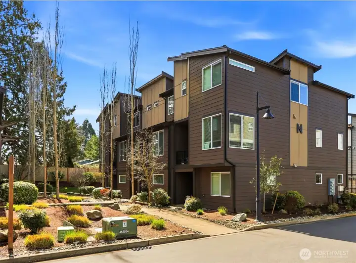 This is not a condo or a townhouse. This is not a condo or a townhouse.