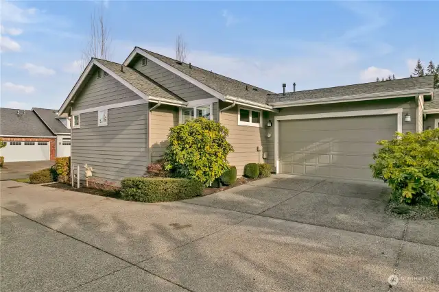 Only shared wall is garage -complete privacy