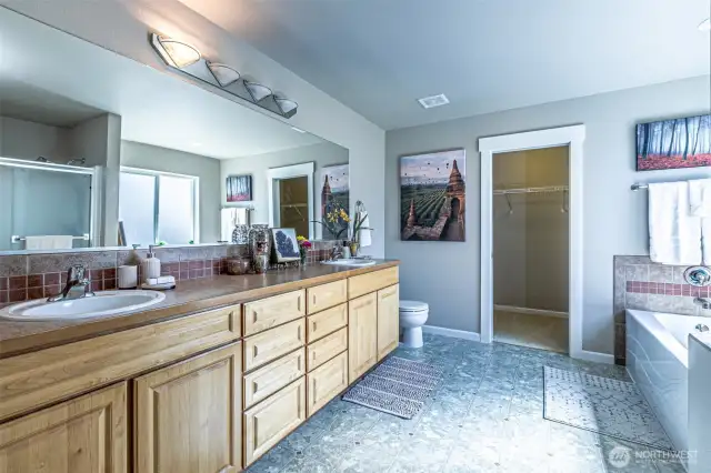 En Suite Bathroom
