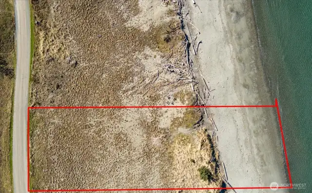 Property includes Private Tidelands. Buyer to verify boundary lines - these are approximate.