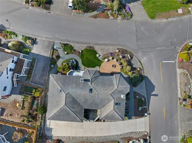 Tiled concrete roof that will last for years