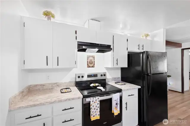 new range and hood
