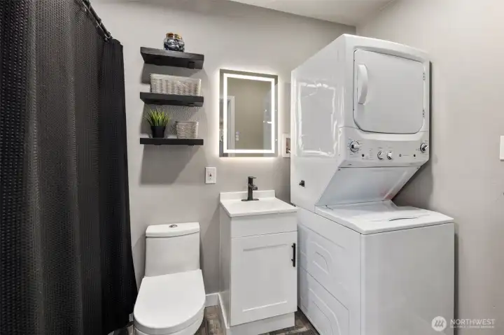 DADU Bathroom w/laundry