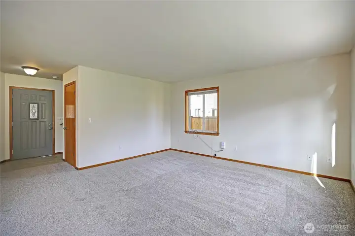 26127 - Open concept living on the main level