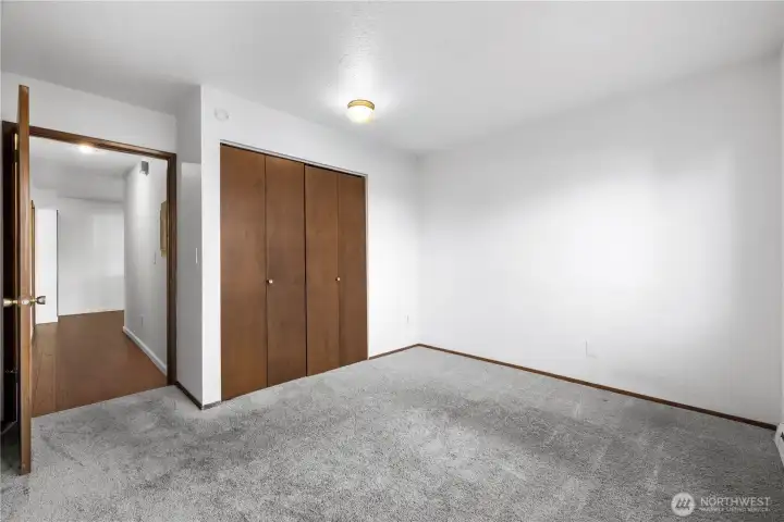 Second bedroom offers options