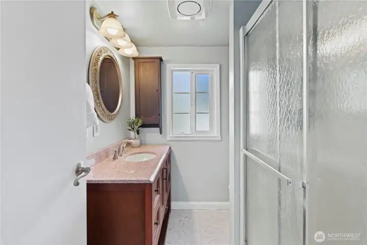 Guest bath on main features shower Guest bath on main features shower