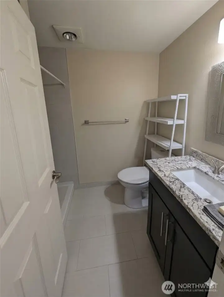 Upper Unit - Hall Bath