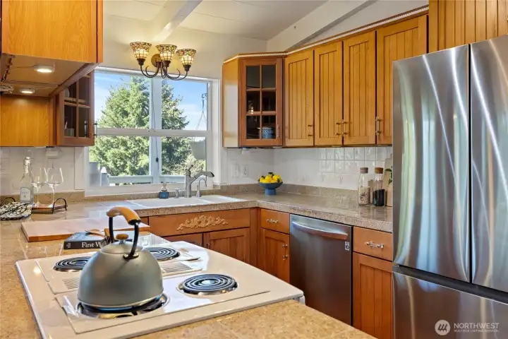 Kitchen appliances convey.