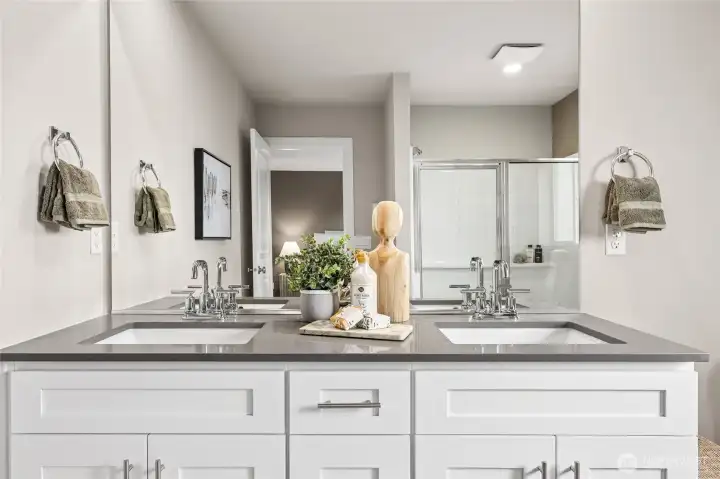 Photos are for representation only.  Features, colors and selections may differ from photograph. See site agent for details.