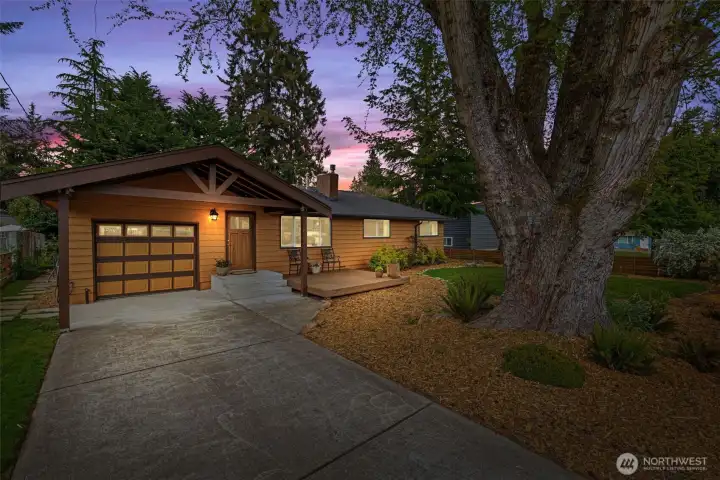 we are pleased to present you this GEM of a home!