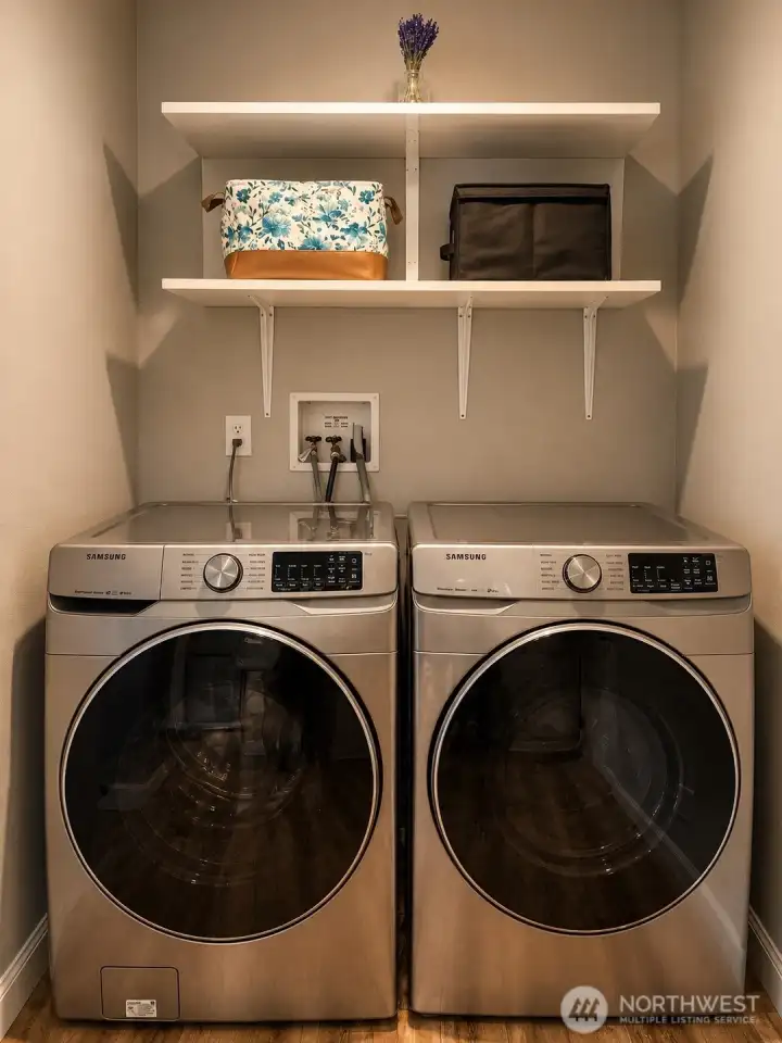 Washer/Dryer Negotiable
