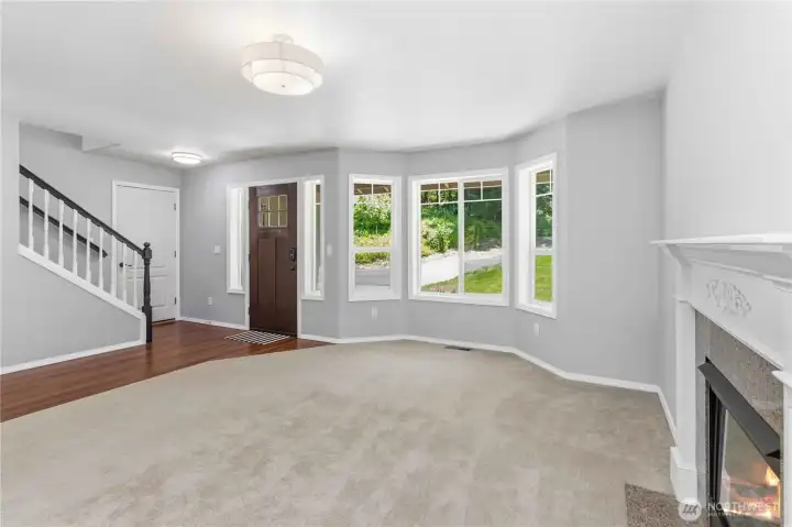 Living room or formal dining room Living room or formal dining room