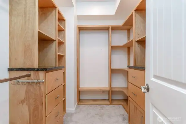 Walk-in closet