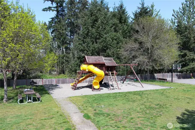 Play park with basketball court & swings