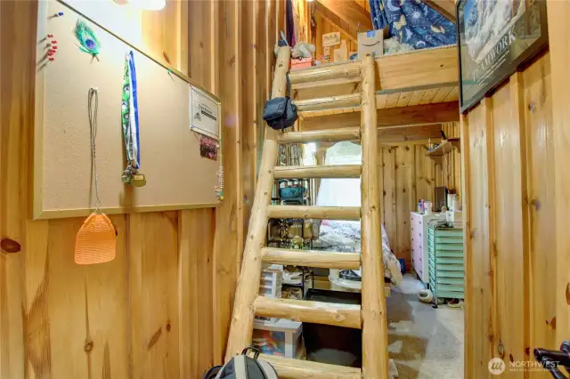 Upper level second bedroom
