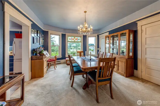 Main Floor Unit (B)