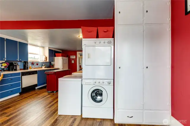 Main Floor Unit (B)