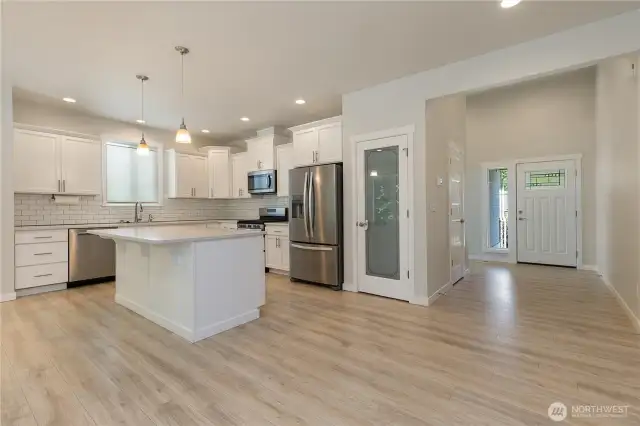 Clean and crisp, New dishwasher