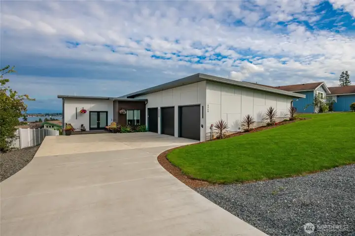 Extra deep driveway has room for RV parking