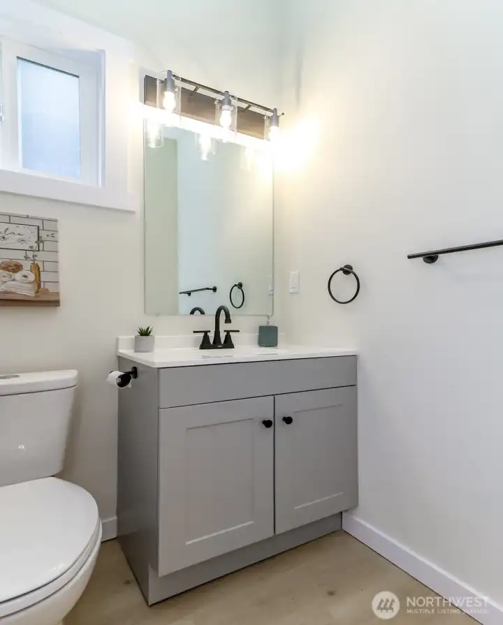 Fully remodeled bathroom