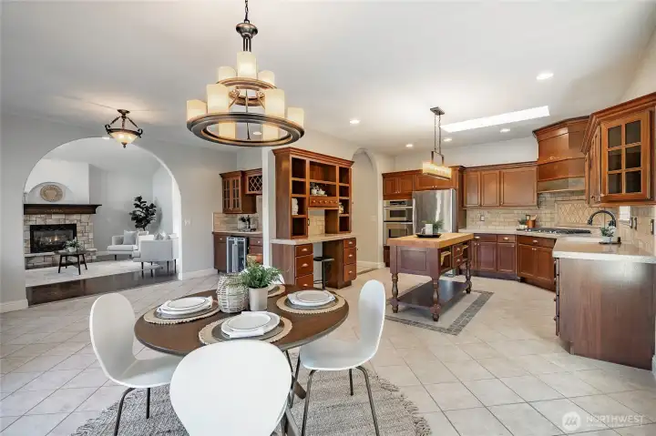 Beautiful kitchen and eating area