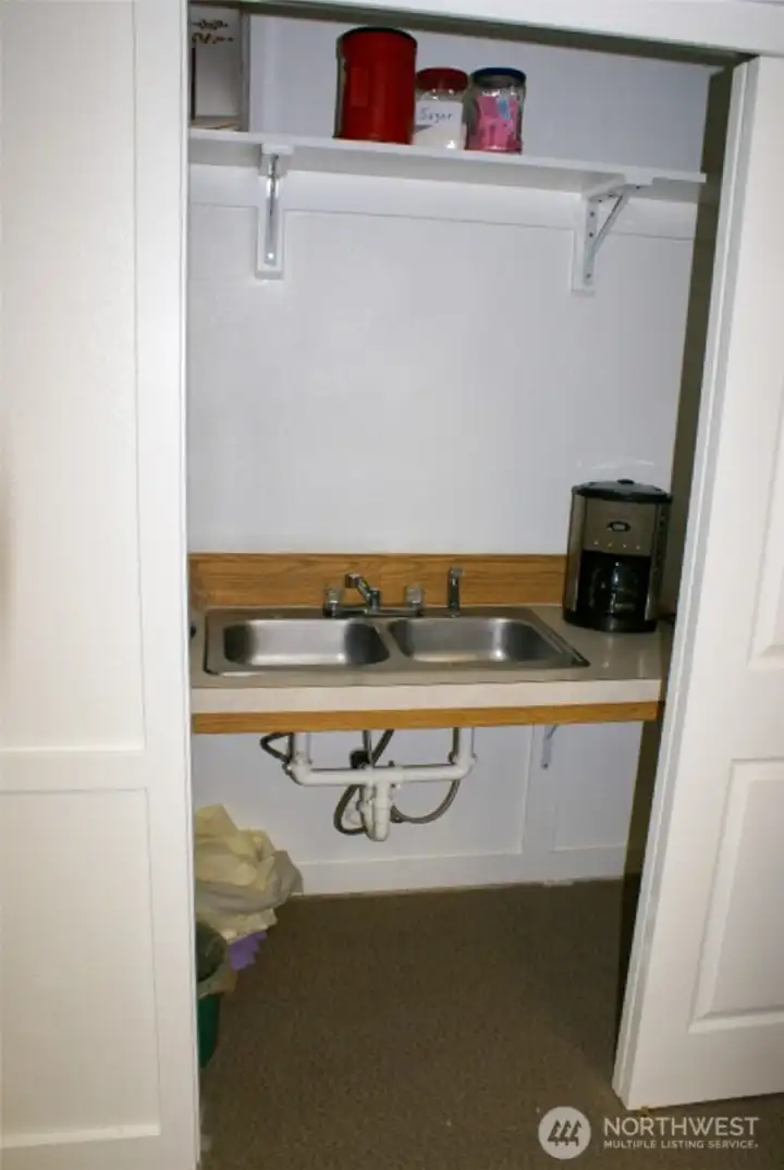 Clubhouse prep sink