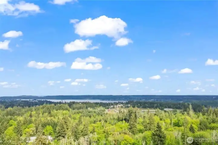Sound View Estates has breathtaking mountain views all around and a convenient location just a minute from the highway.